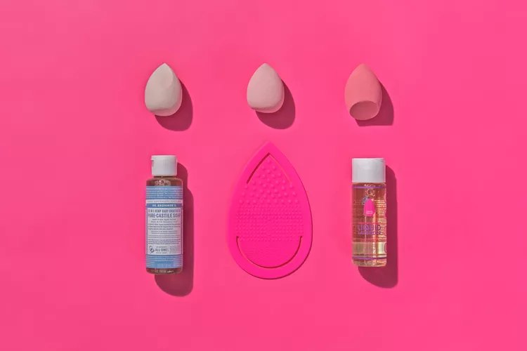 how to clean beauty blender 01 realsimple 74a0f7d7b4254a9c83902978302046f9